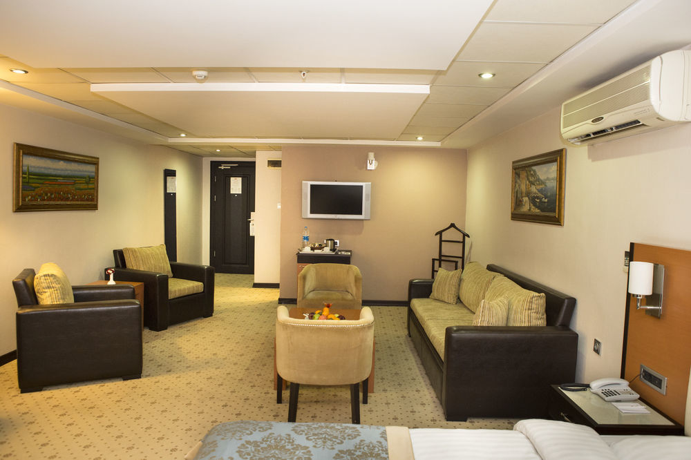Hotel Zoe 3*