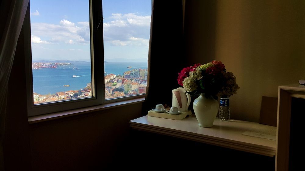 Hotel Taksim Square 4*