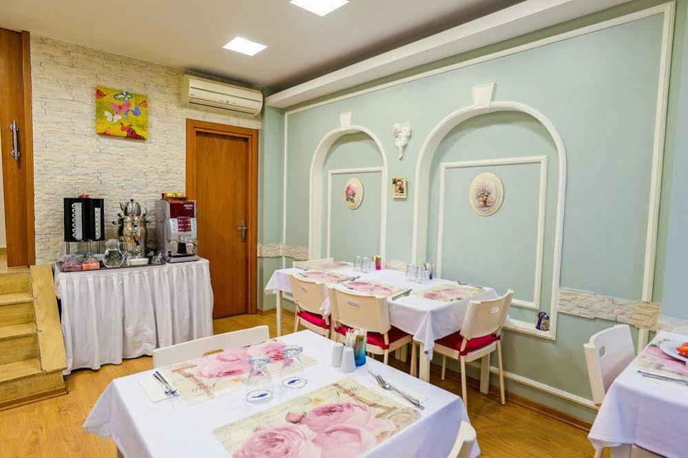 Hotel Plussuite Taksim 3*
