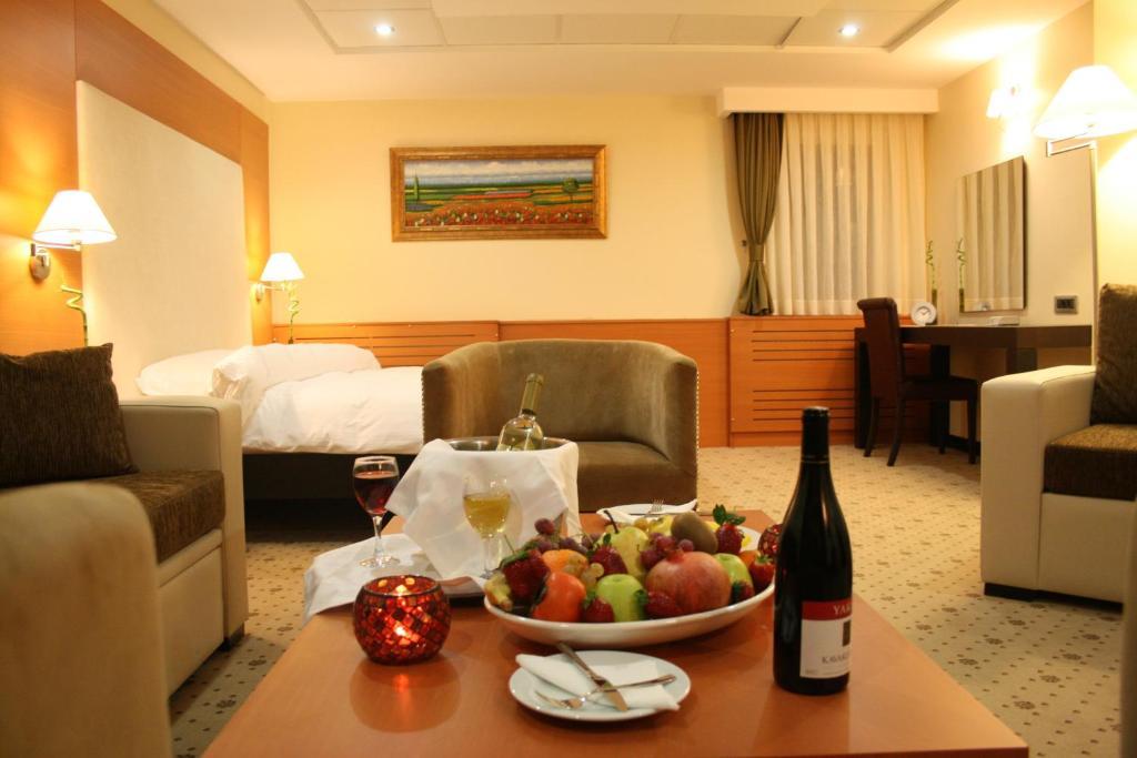 Hotel Zoe 3*