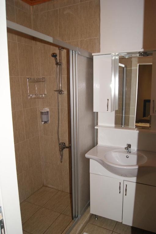 Yesilkoey Airport Hotel