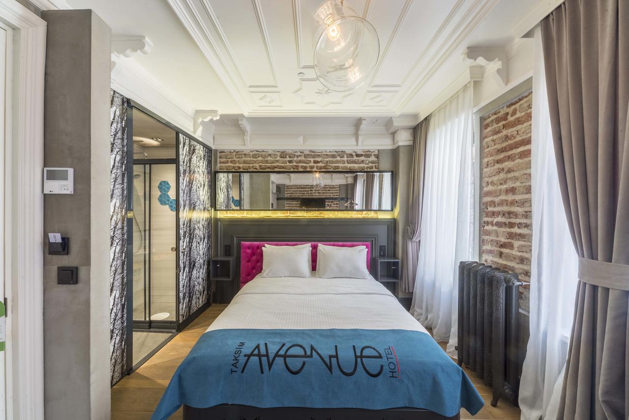Taksim Avenue 4*