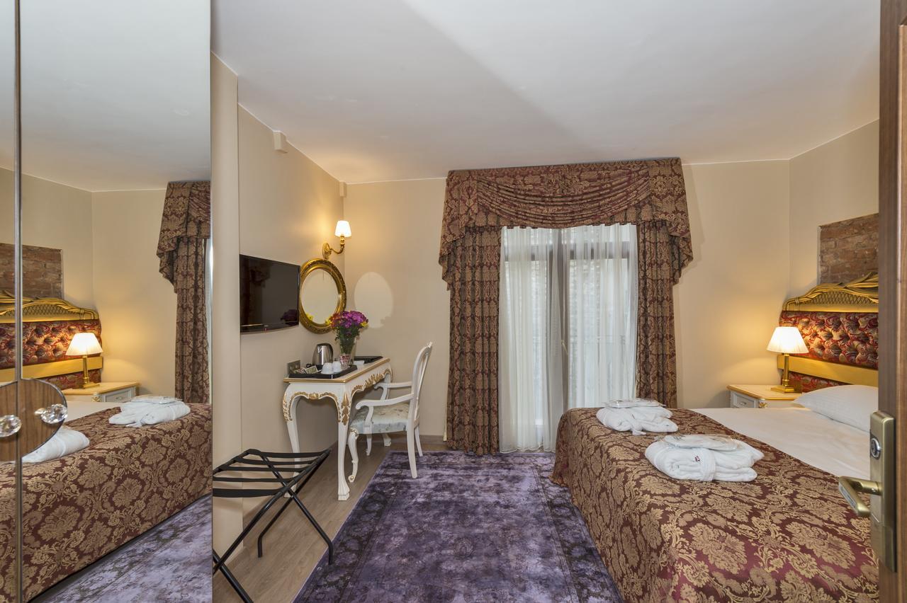 By Murat Royal Galata Hotel 3*