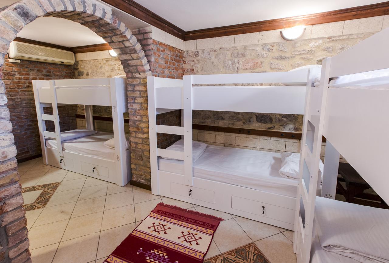 Cheers Vintage Albergue Istambul