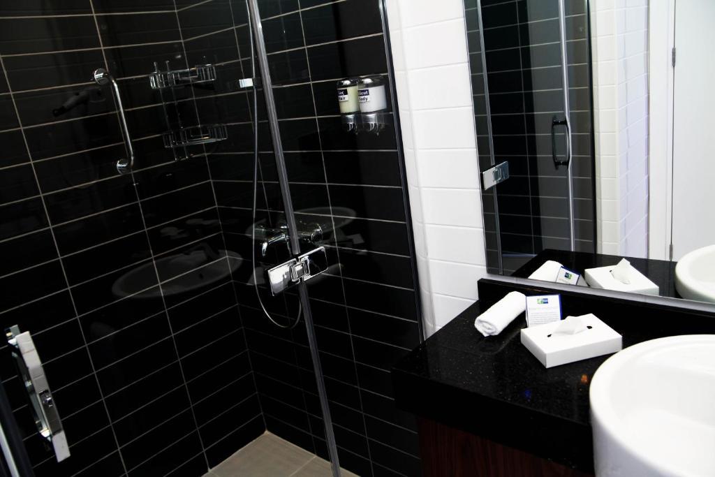 Express Istanbul-altunizade By Ihg Hotel 3*