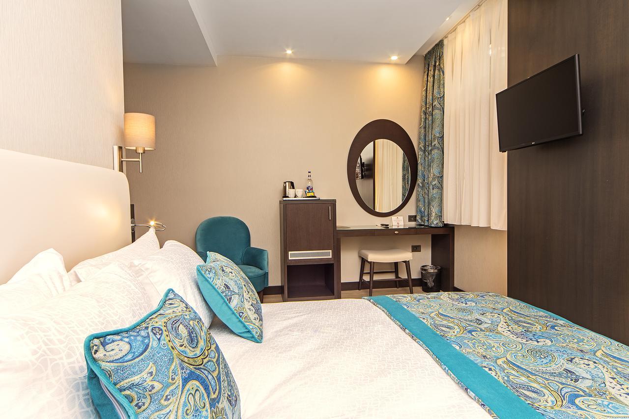 Hotel Mukarnas Taksim 3*