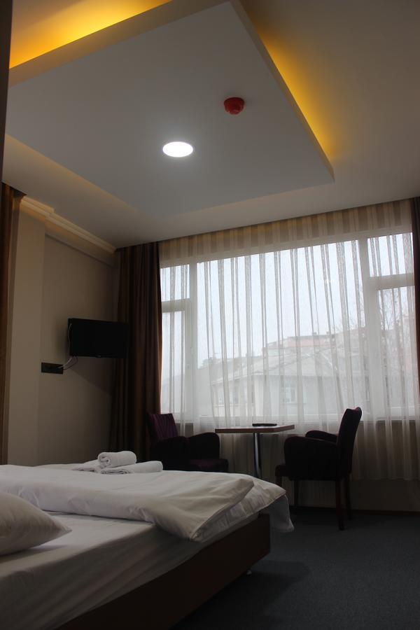 Ikon Aparthotel *