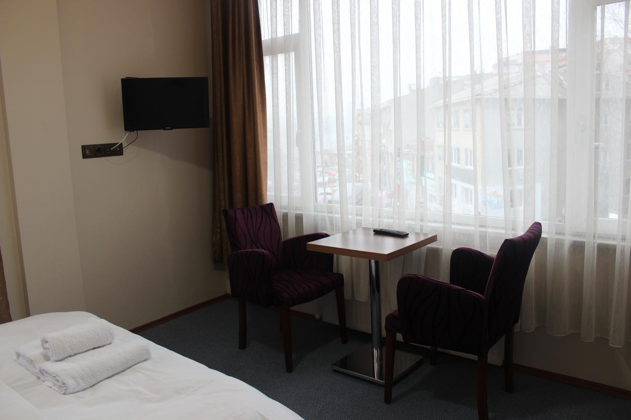 Ikon Aparthotel