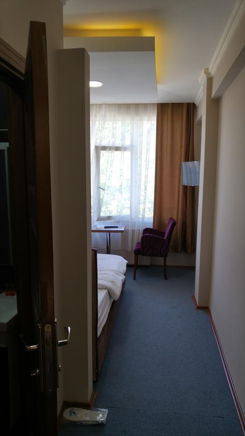 Ikon Aparthotel