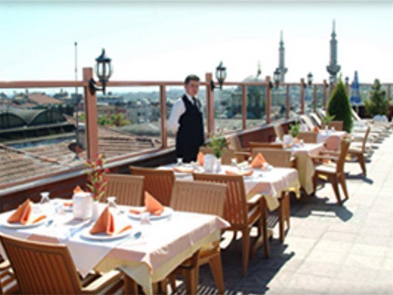 Eyfel Hotel
