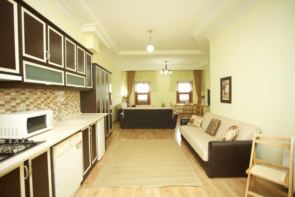Aparthotel Balat Suites