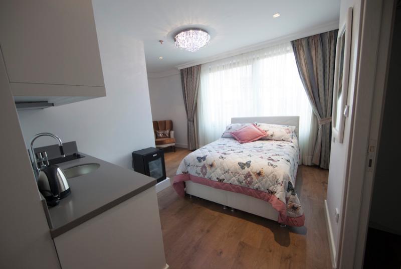 Molton Kabatas Otel