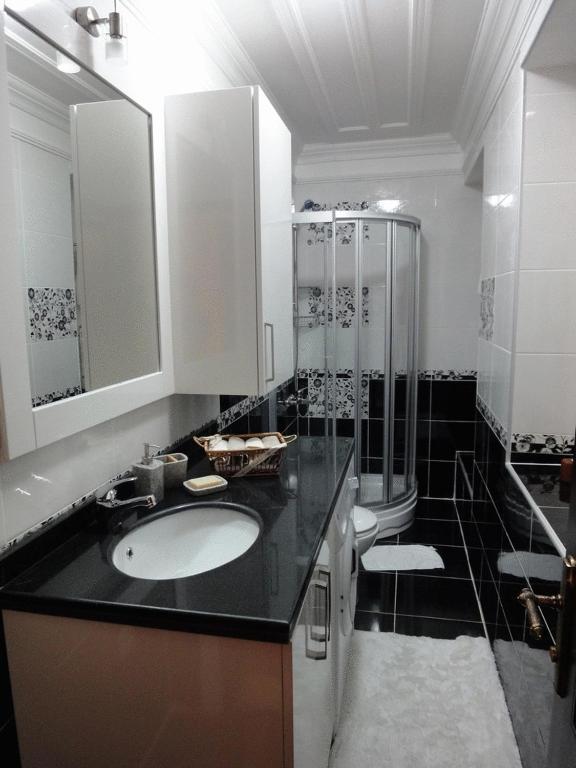 Ascot House Apartment