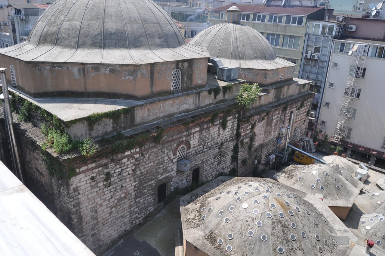 Omega 2* Istanbul