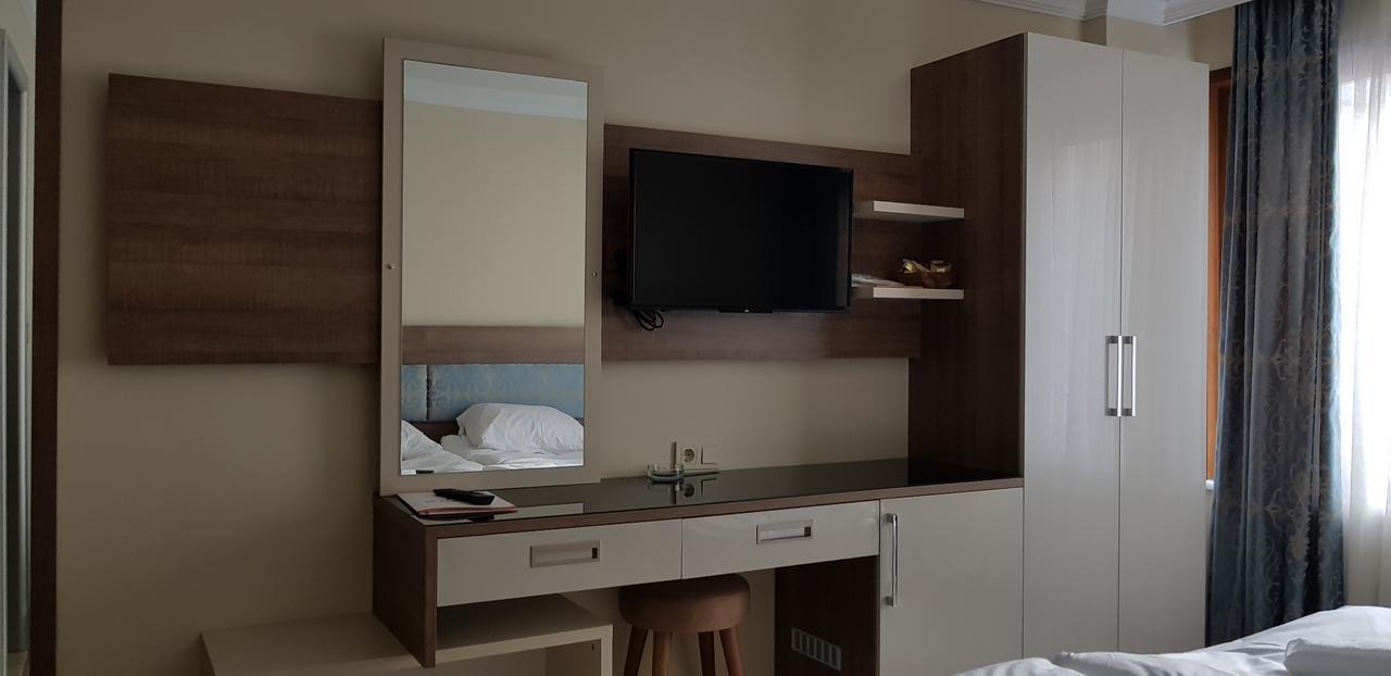 Hotel Ak Star 3*