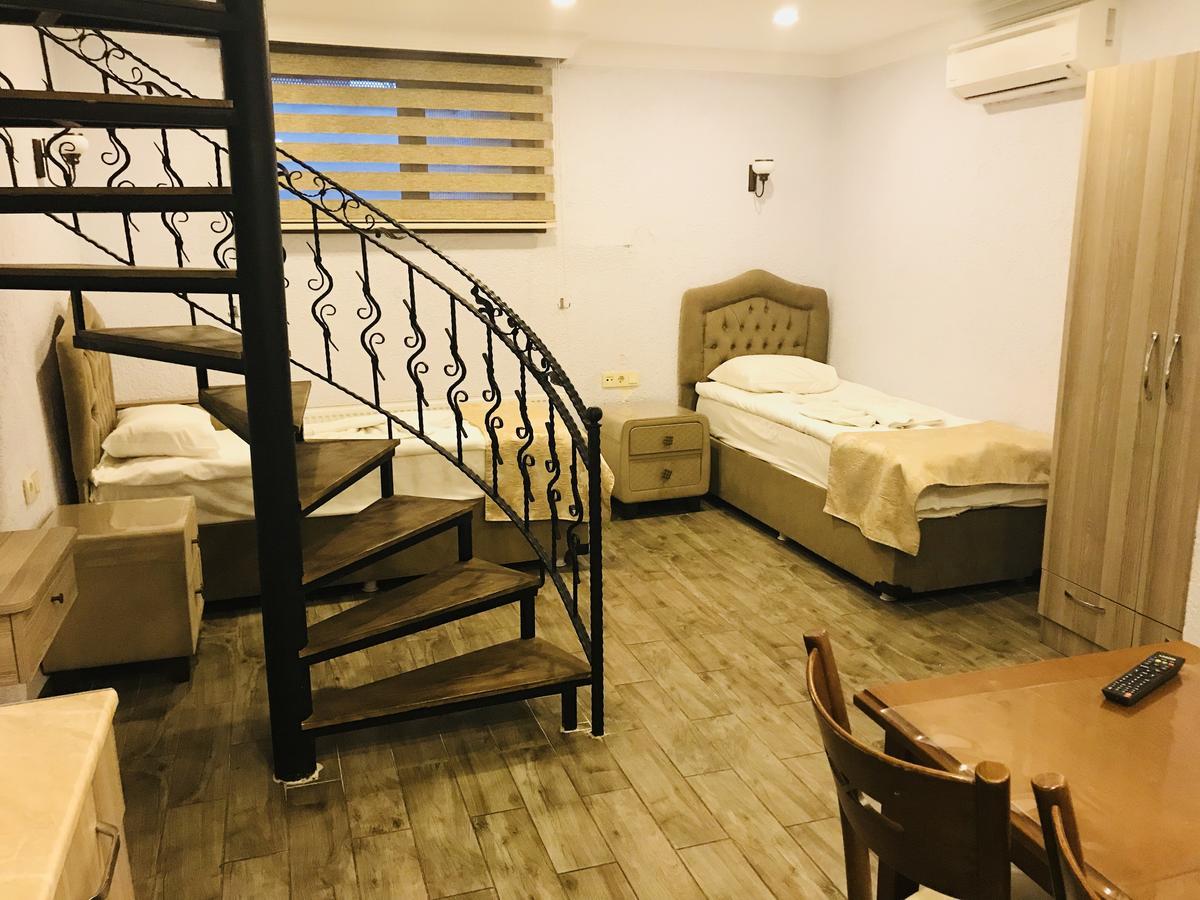 Harbour Old Hotel 3*