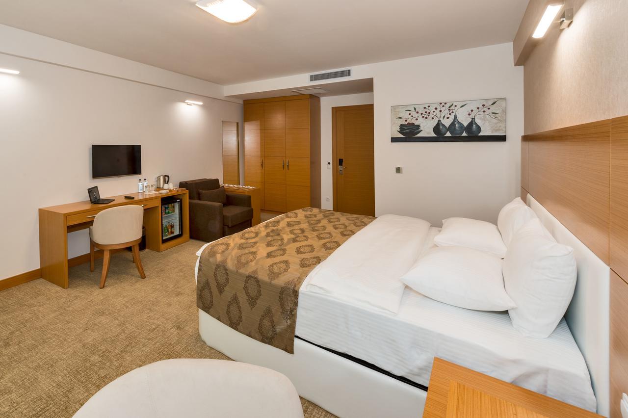 Miel Aparthotel