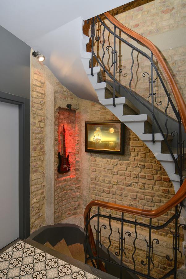 Hotel Pera Luna 3*