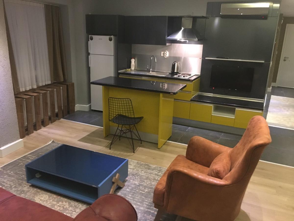 Corner Park 4*