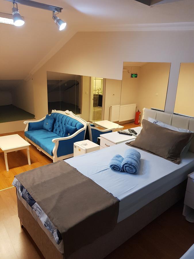 Bed & Breakfast Blue