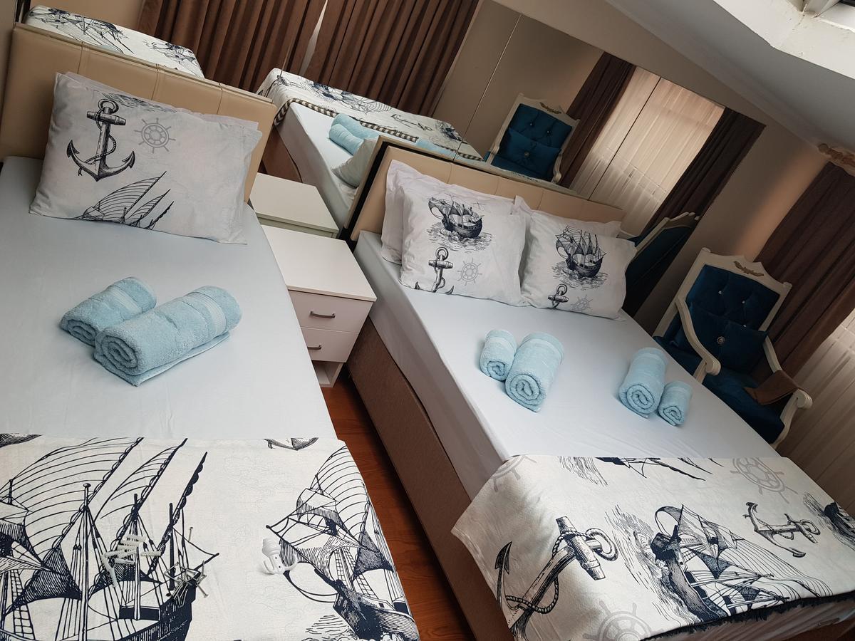 Bed & Breakfast Blue