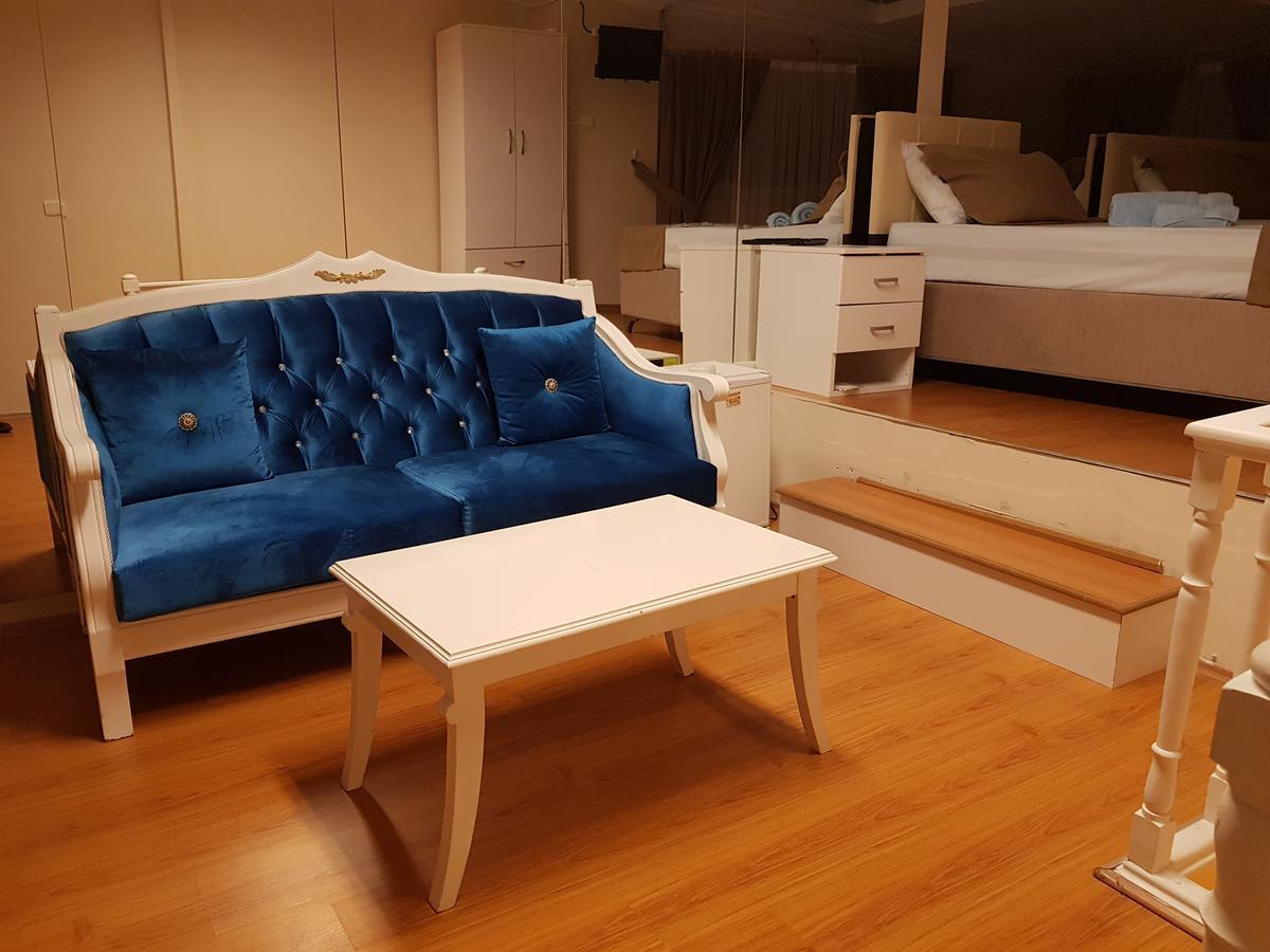 Blue Bed & Breakfast