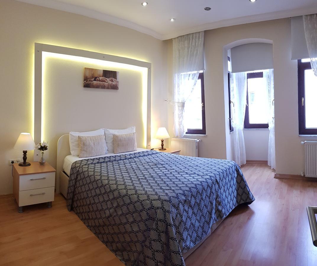 Away 3* Istambul
