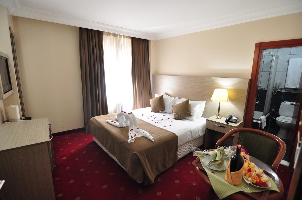 Hotel Buyuk Sahinler 4*