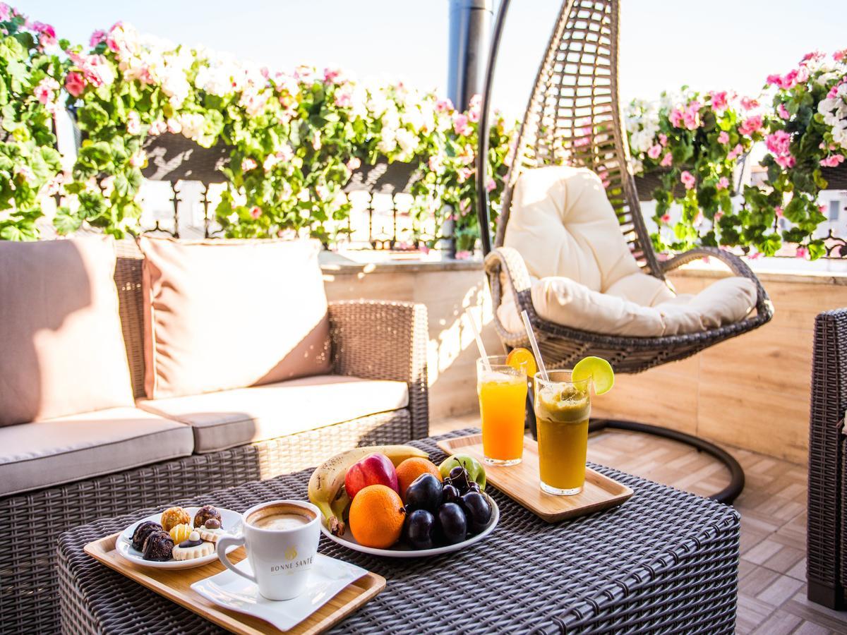 Bonne Sante Hotel
