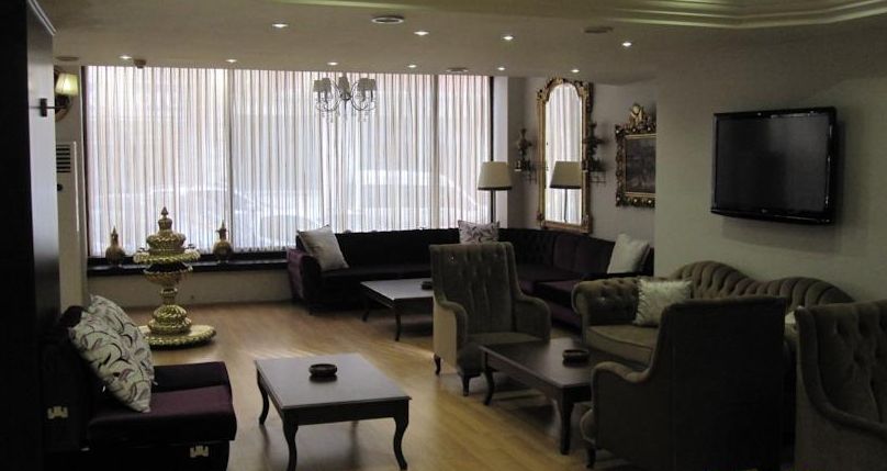 Grand Ant Hotel