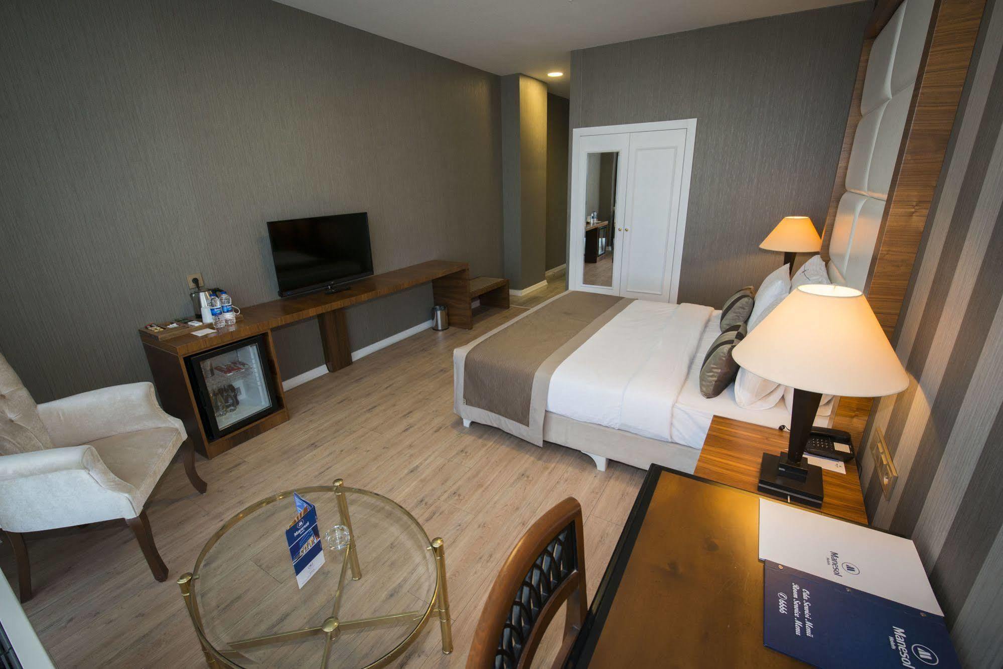 Hotel Manesol Fuar