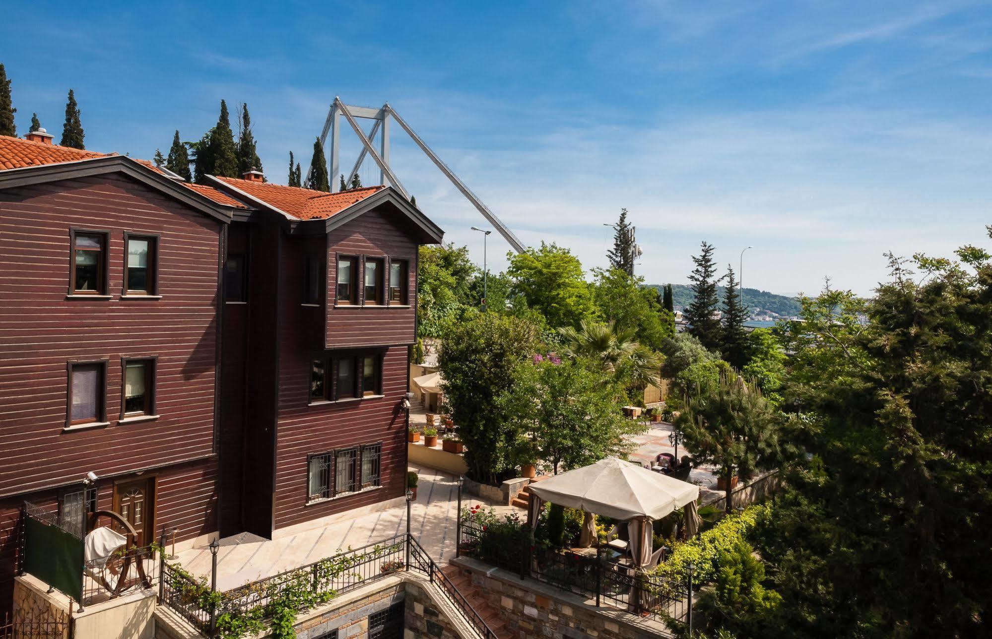Bosphorus Symbola 4*