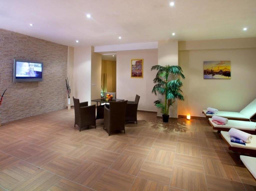 Carlton Old 4*