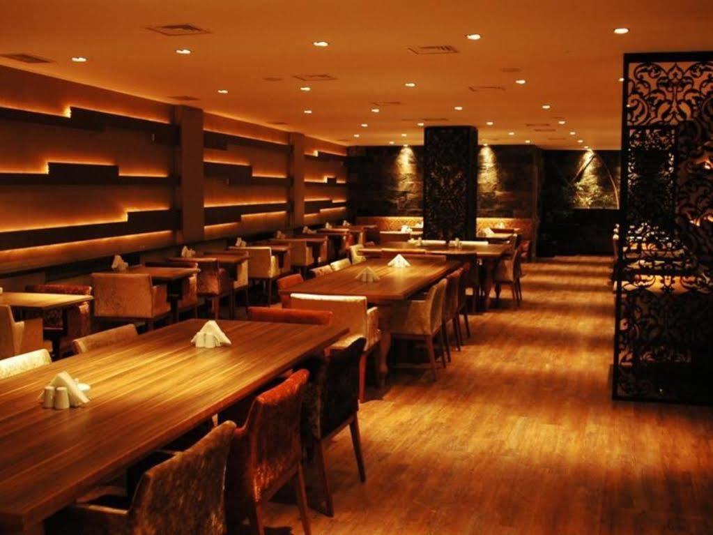 Hotel Carlton Old 4*