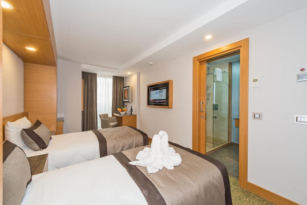 Bisetun Hotel