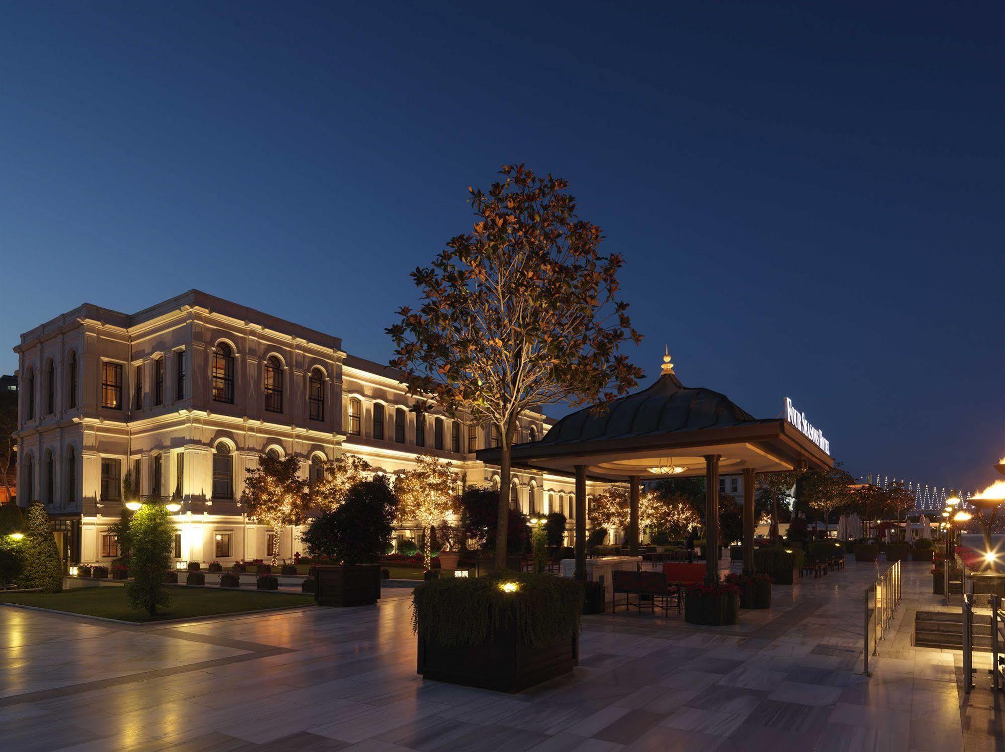 Four Seasons At The Bosphorus Hotel