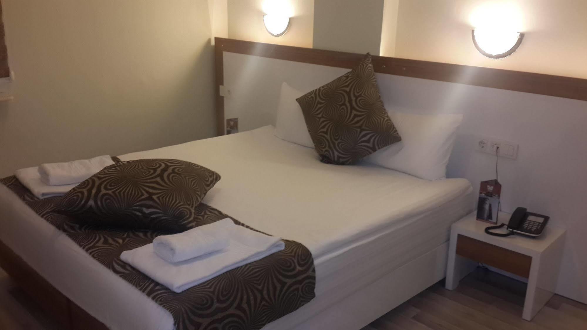 Airport Hotel