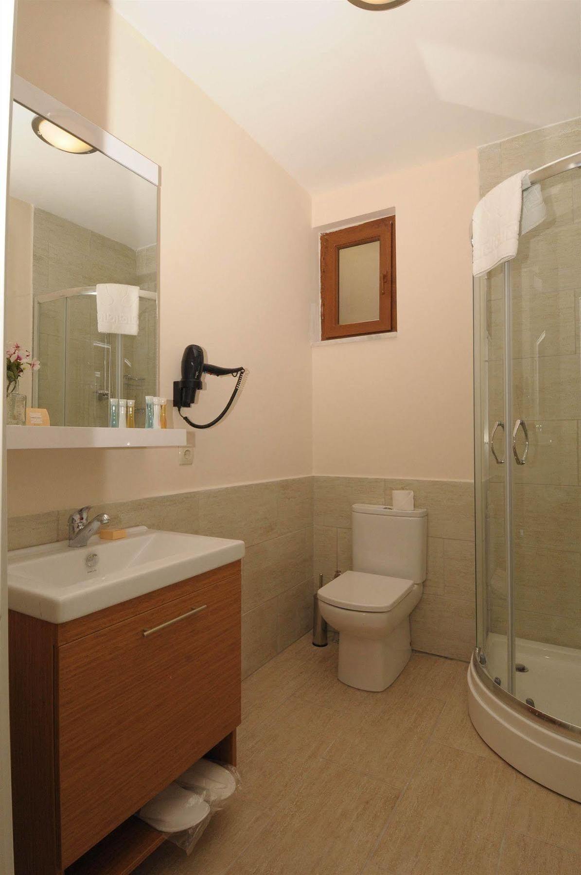 Three Apples Taksim Apartment