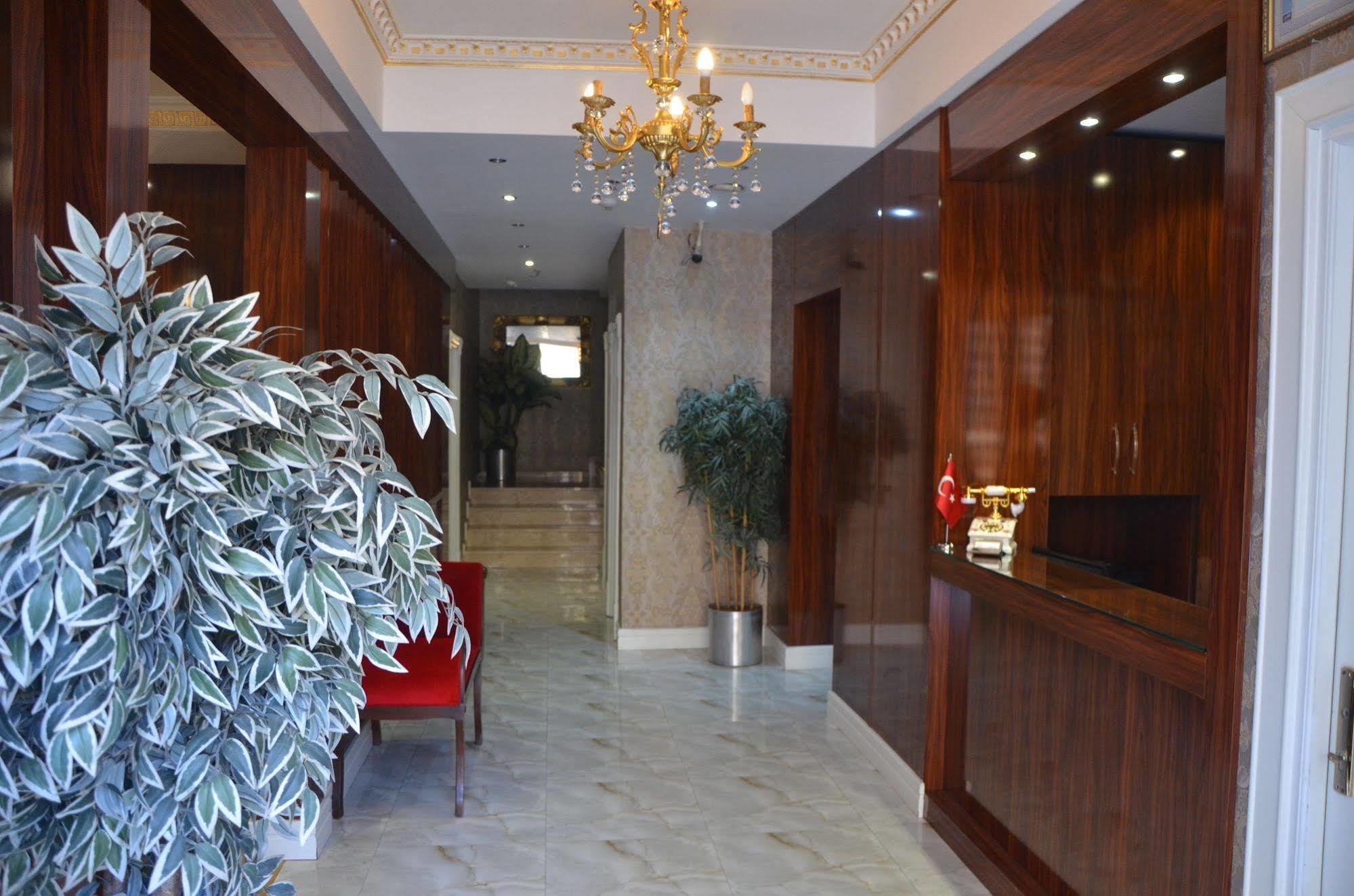 Sahra Airport Hotel 3*