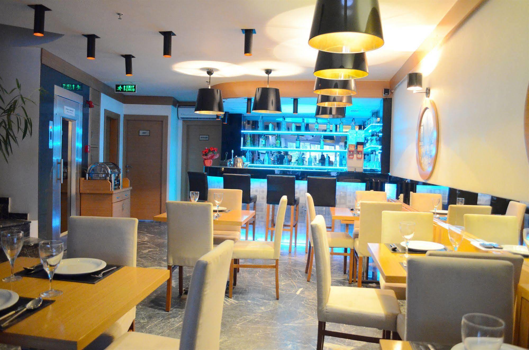 Hotel La Piano 2*