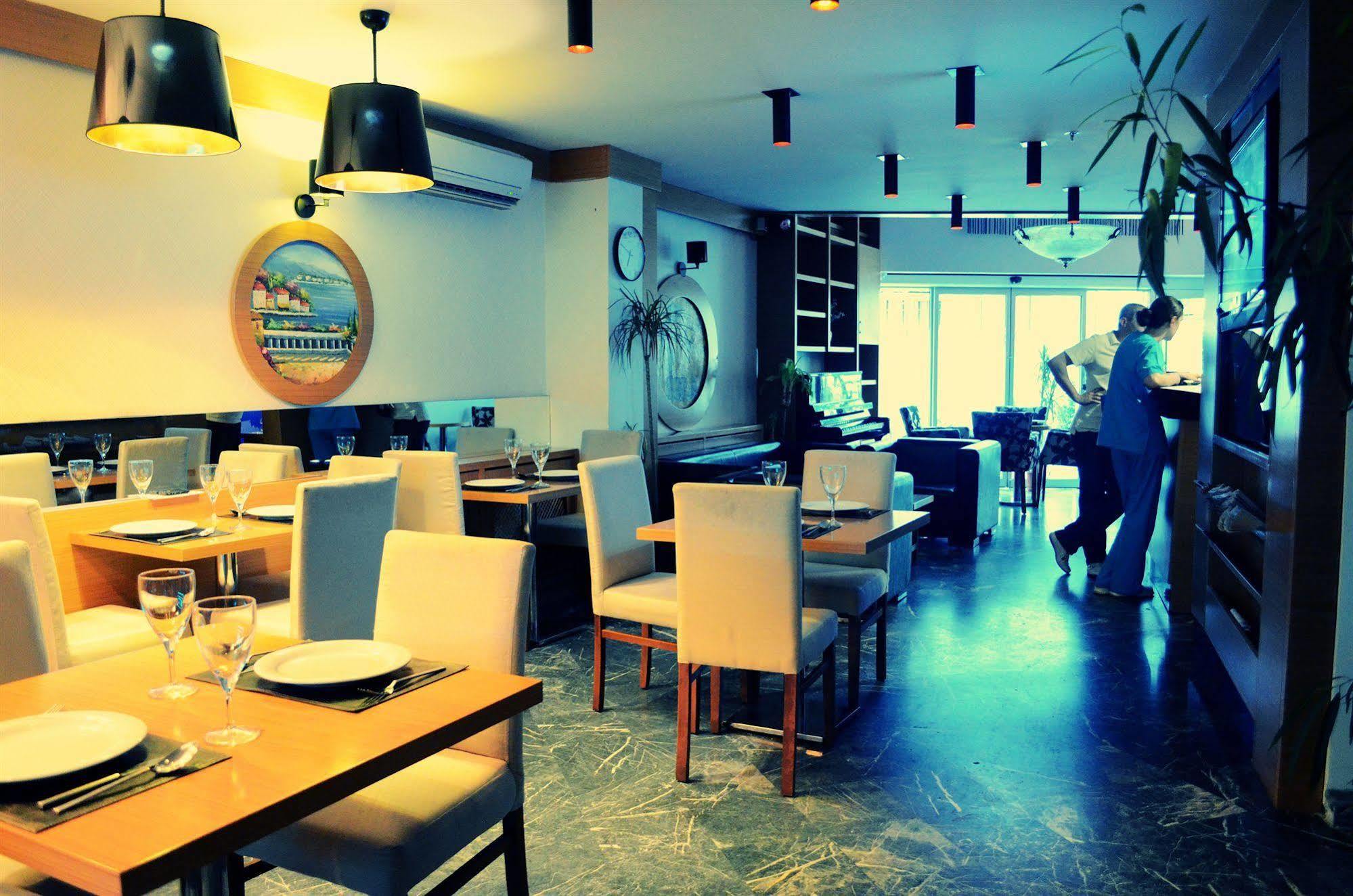 Hotel La Piano 2*