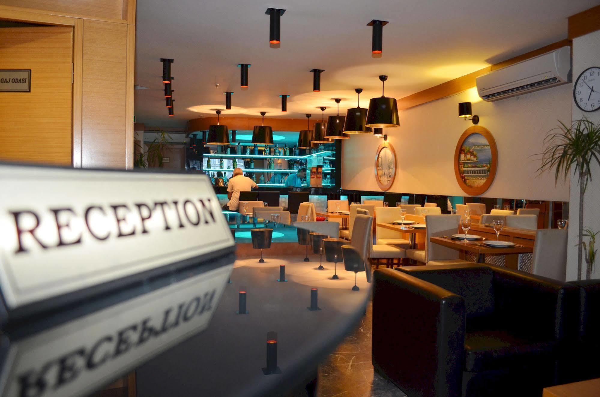 Hotel La Piano 2*