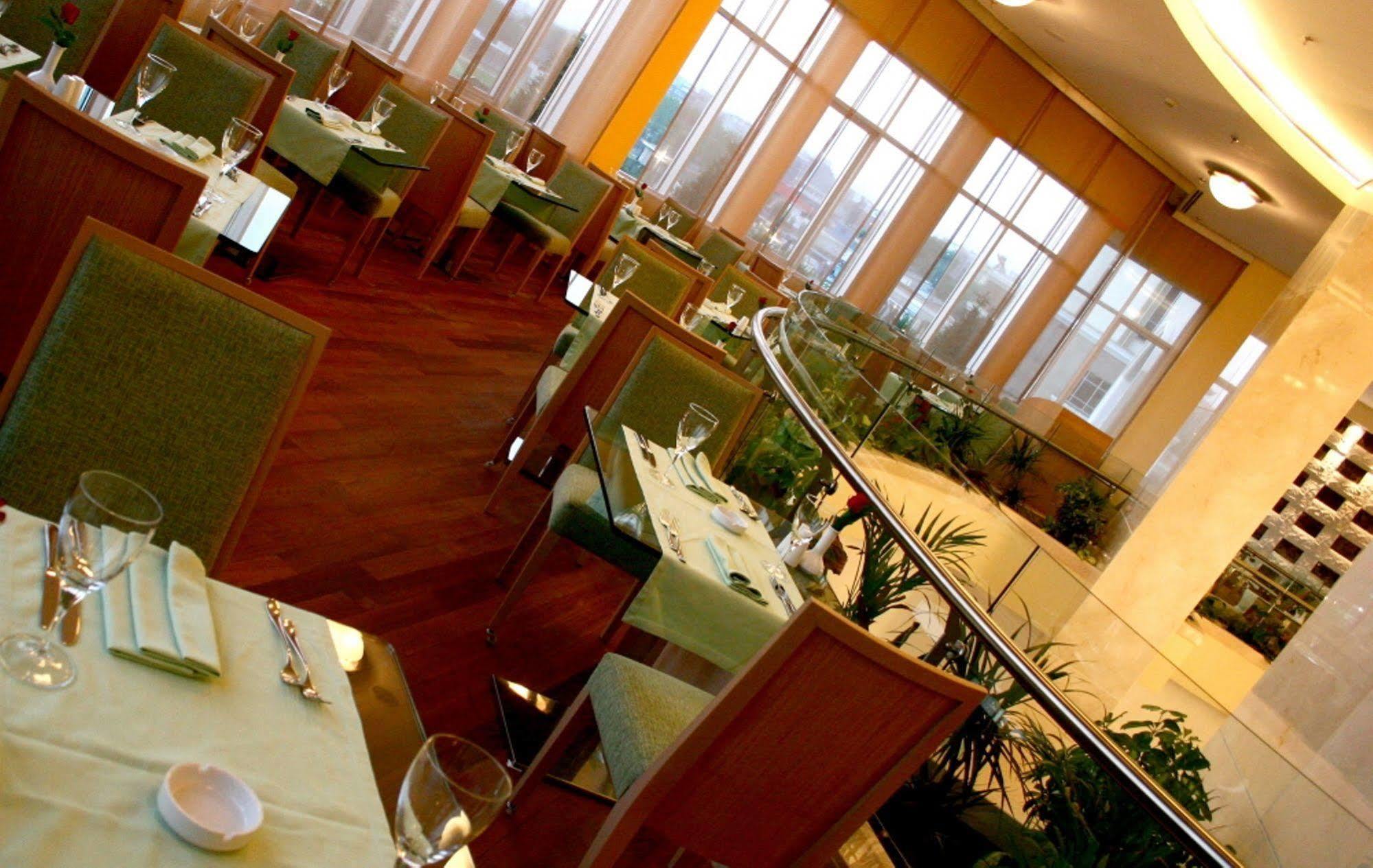 Wow Hotel 5*