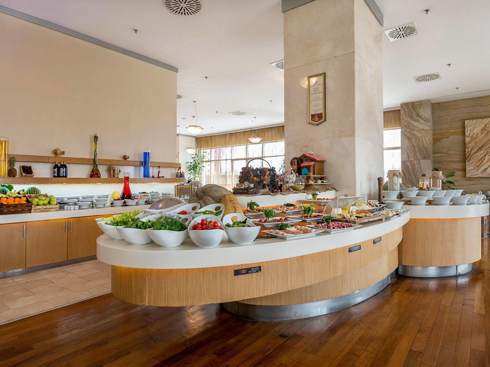 Hotel Wow 5*