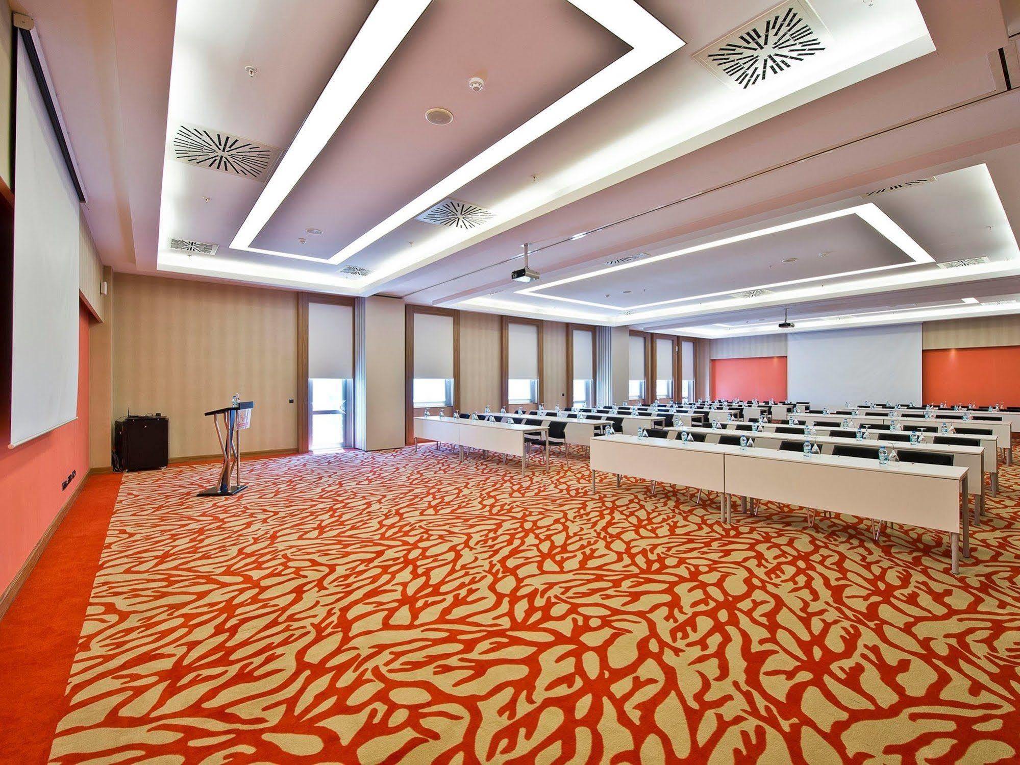 Wow Airport Hotel 4* Istanbul