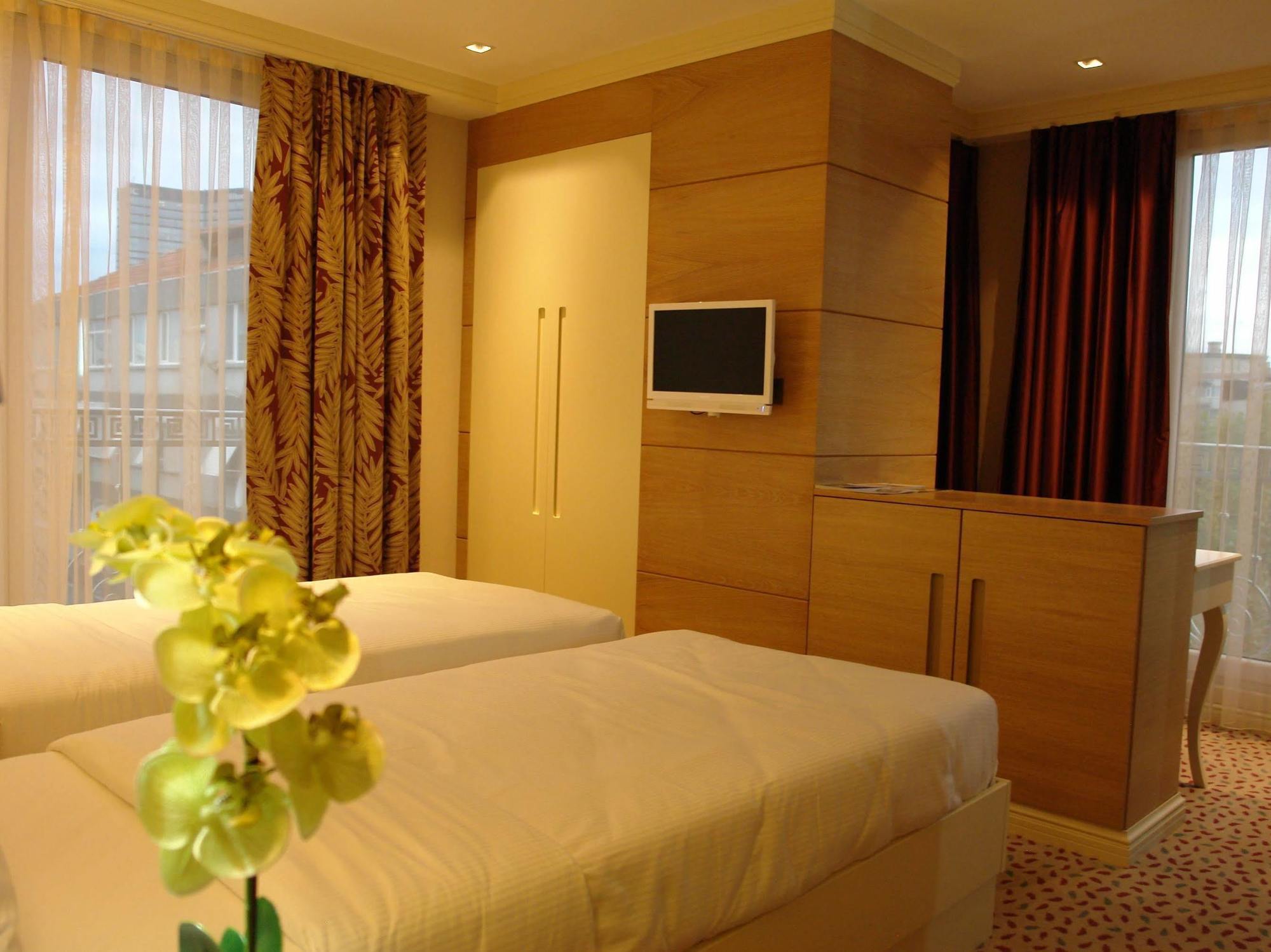 Le Mirage Hotel 4*