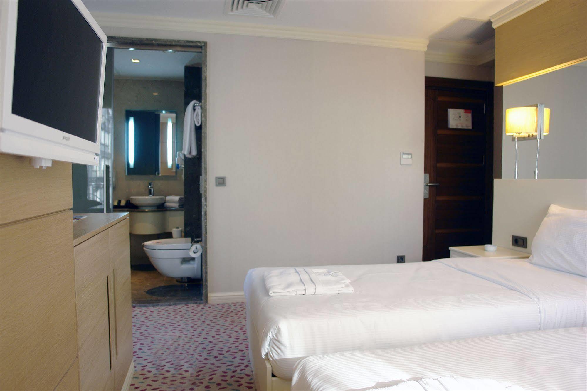 Le Mirage Hotel Istanbul