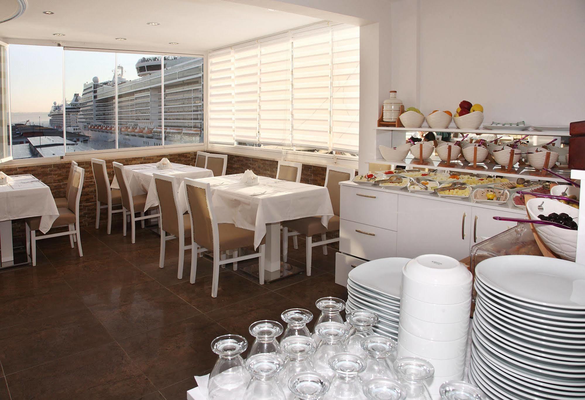 Karakoy Port 4*