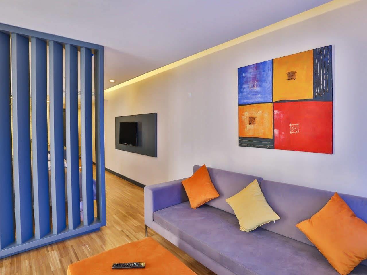 Otel Business Life