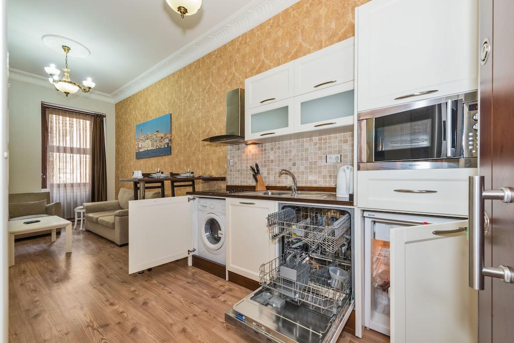 Iq Mis Aparthotel